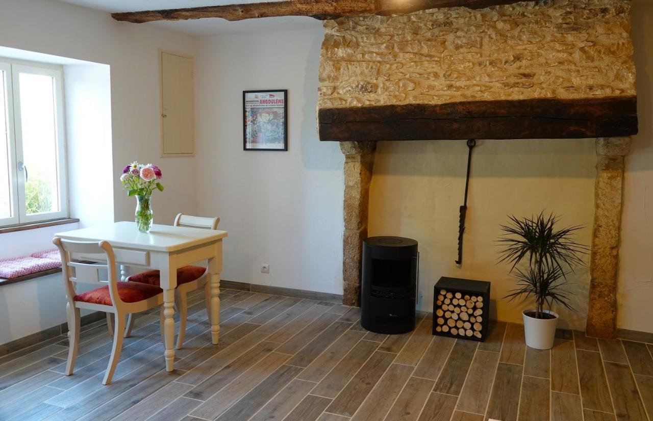 Gite Rural La Maison Mauve Ventouse Eksteriør billede